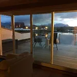 Appartamento Laukvik Suites *