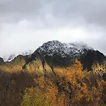 Laukvik Suites * Laukvik