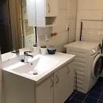 Laukvik Suites Apartment *