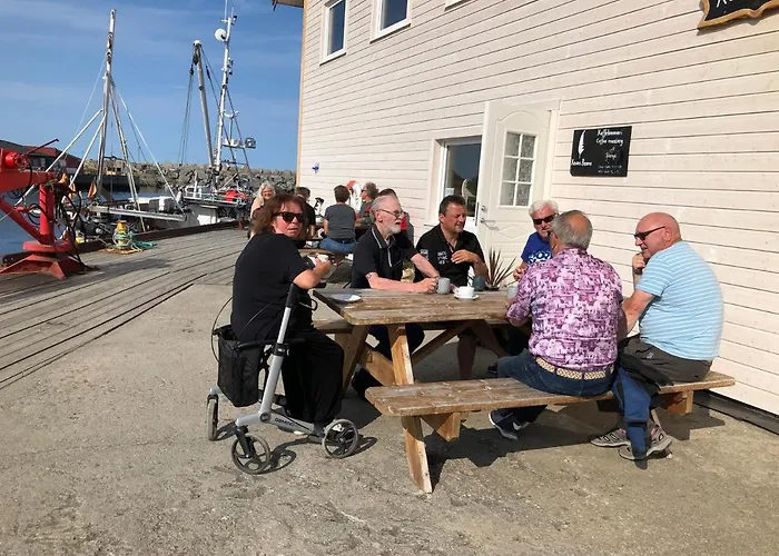 Appartement Laukvik Suites