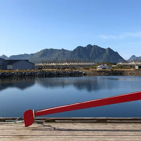 Lägenhet Laukvik Suites *